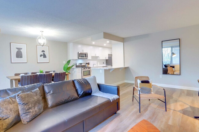 1600 S Eads St in Arlington, VA - Building Photo - Building Photo