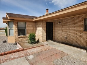 1925 Rentfrow Ave in Las Cruces, NM - Building Photo - Building Photo