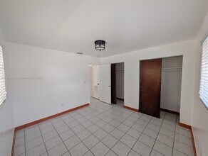 1551 NE 8th St in Homestead, FL - Foto de edificio - Building Photo