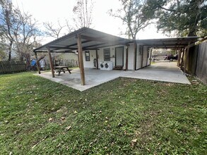 10438 Barnham St in Houston, TX - Building Photo - Building Photo