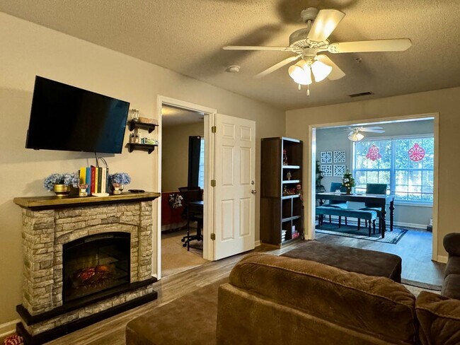 3730 Pardue Woods Pl in Raleigh, NC - Building Photo - Building Photo