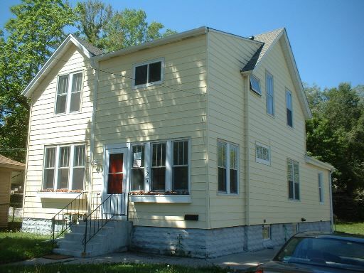 527 Hall Ave, Unit #1 in St. Paul, MN - Foto de edificio