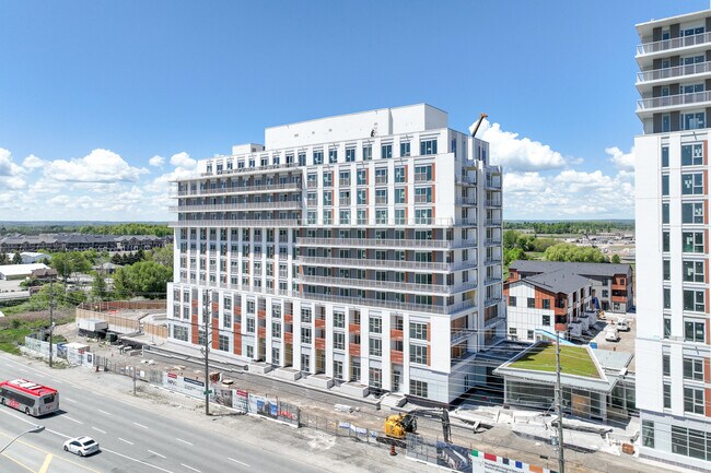 2001 Bovaird Dr W in Brampton, ON - Building Photo - Building Photo