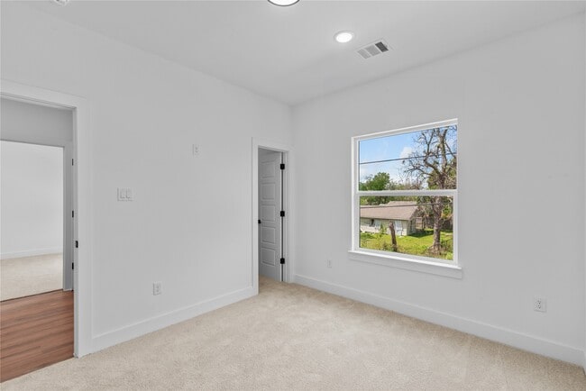 property at 6186 Eastland St