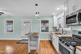 1206 River Rd in Belmar, NJ - Building Photo - Building Photo