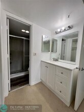 706 SE 2nd Ave in Deerfield Beach, FL - Foto de edificio - Building Photo