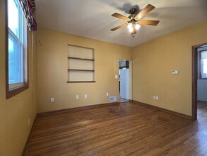 2831 Jackson St in Dubuque, IA - Building Photo - Building Photo