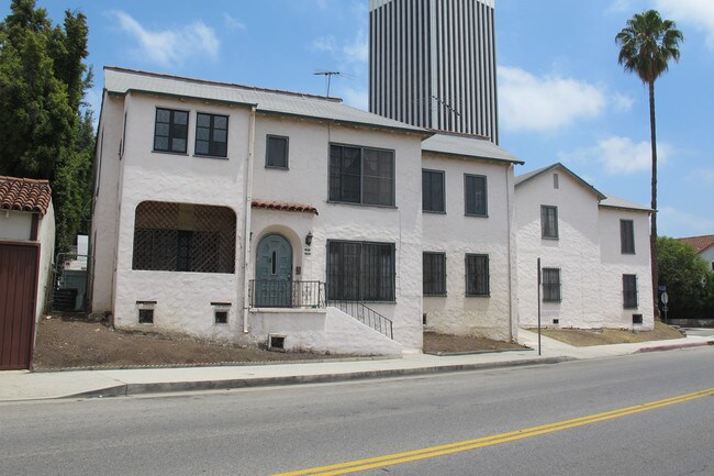 757 S Ogden Dr in Los Angeles, CA - Foto de edificio - Building Photo