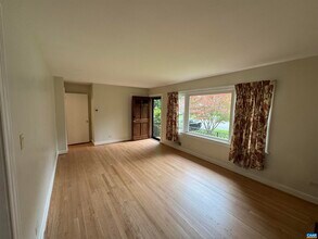 126 Azalea Dr in Charlottesville, VA - Building Photo - Building Photo