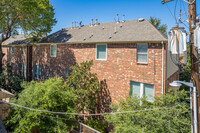 4330 Holland Ave in Dallas, TX - Building Photo - Building Photo