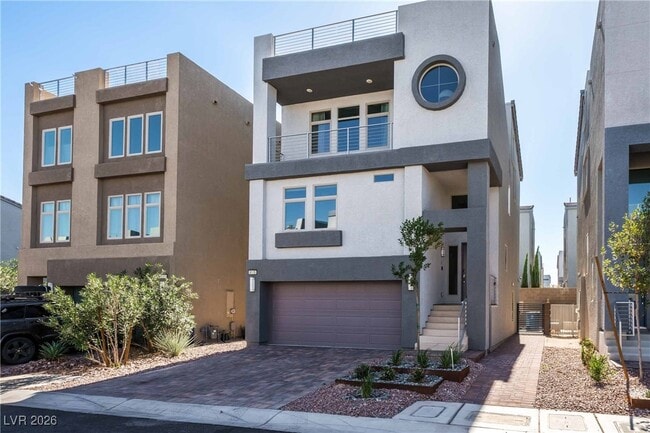 8115 Carpenter Creek Ave in Las Vegas, NV - Building Photo - Building Photo