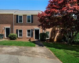 3200 Duvall Pl NW in Kennesaw, GA - Building Photo