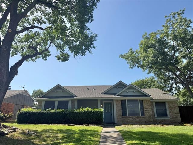 property at 1525 Lavendale Ln