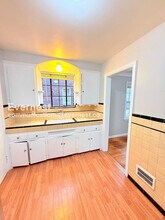 11009 Roxbury St in Detroit, MI - Building Photo - Building Photo