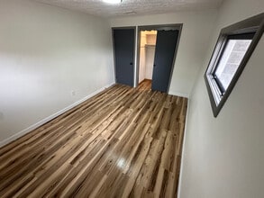 638 Pear St, Unit 2 in Scranton, PA - Building Photo - Building Photo