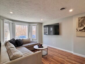 301 Grove St in Boston, MA - Building Photo - Building Photo