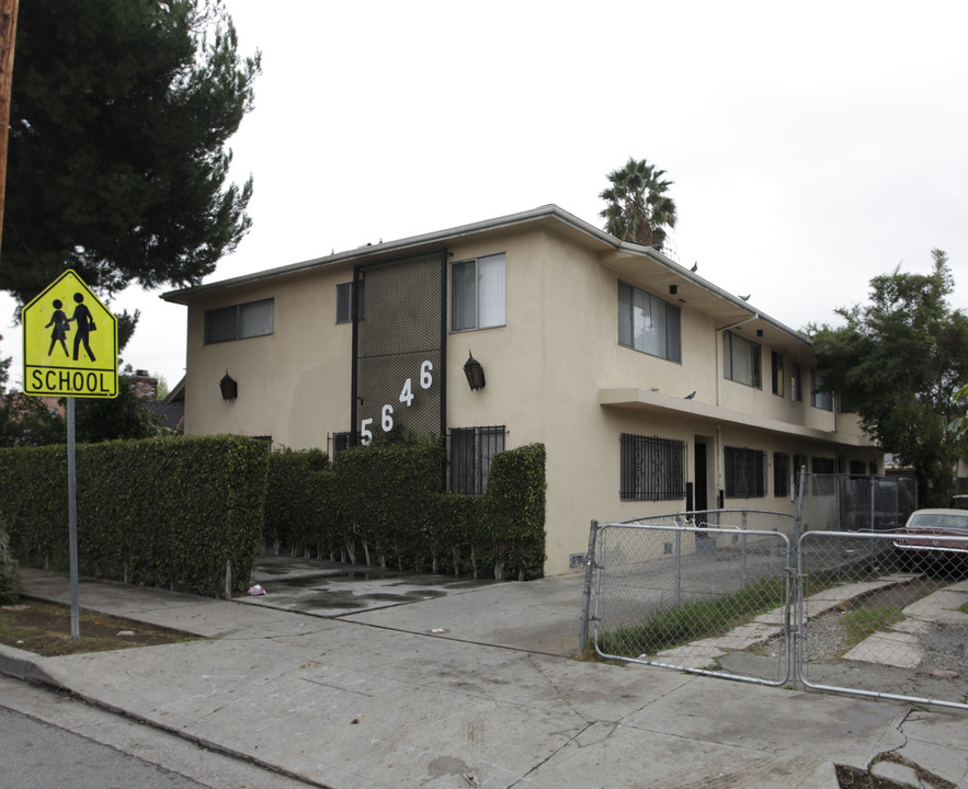 5646 Fountain Ave in Los Angeles, CA - Building Photo