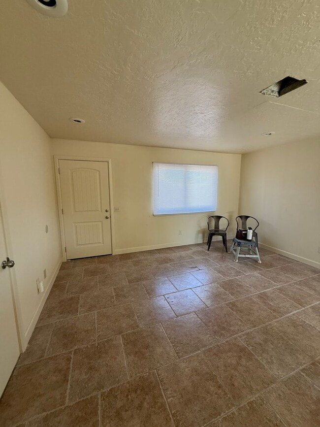 1512 Sunrise Rd in Barstow, CA - Building Photo - Building Photo