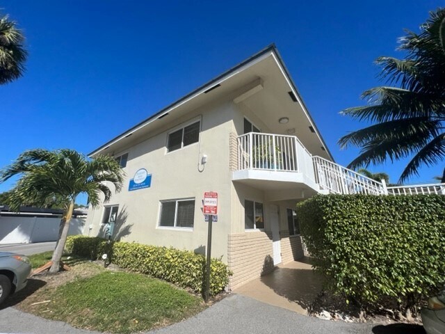 Deerfield Apartments LLC in Deerfield Beach, FL - Foto de edificio - Building Photo