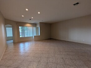 10479 E Superstition Range Rd in Gold Canyon, AZ - Foto de edificio - Building Photo