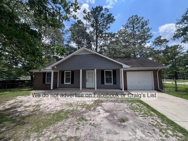 7245 Shady Grove Ln in Fayetteville, NC - Building Photo