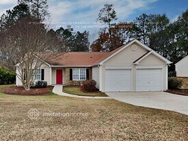 428 Crested View Dr in Loganville, GA - Building Photo