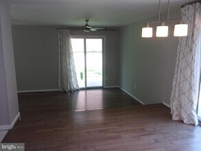 12114 Quorn Ln in Reston, VA - Building Photo - Building Photo