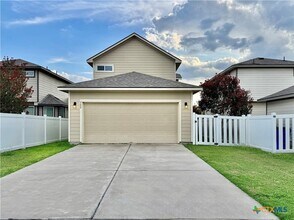 308 Craters of the Moon Blvd in Pflugerville, TX - Foto de edificio - Building Photo