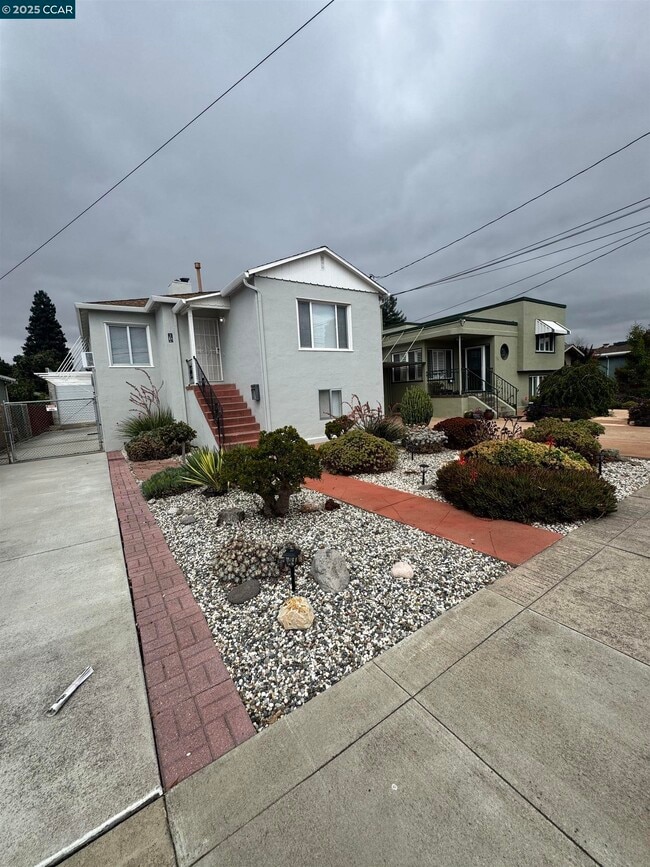 674 Maud Ave in San Leandro, CA - Building Photo - Building Photo