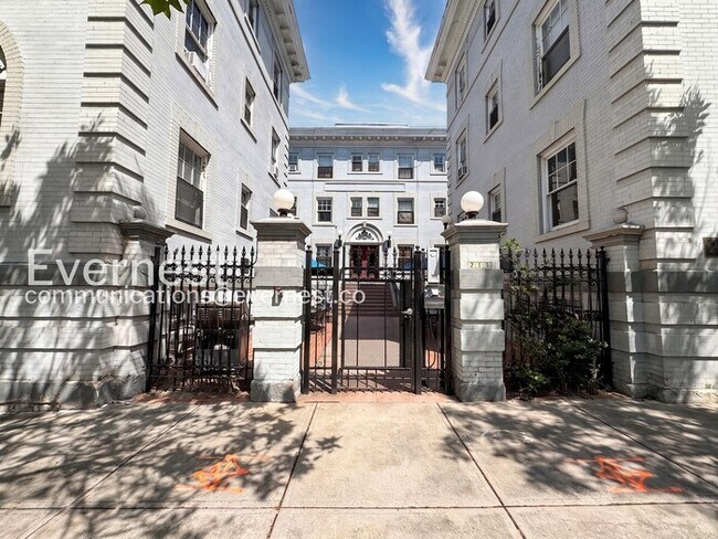 215 E 11th Ave, Unit APT A1