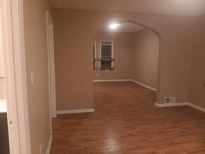 5005 W Chicago Ave in Chicago, IL - Building Photo - Building Photo