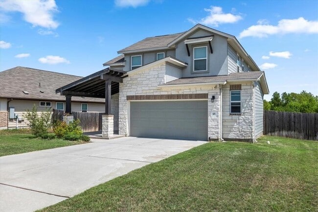 121 Emerald Pass in Kyle, TX - Foto de edificio - Building Photo