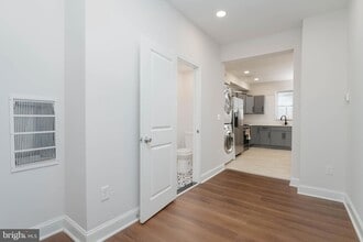 508 N Linwood Ave in Baltimore, MD - Foto de edificio - Building Photo