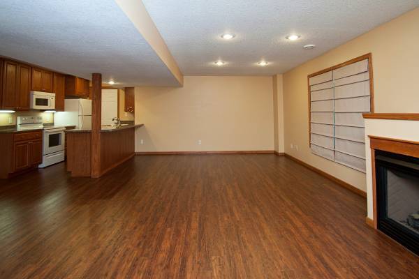 202 Northbrook Ct, Unit 1