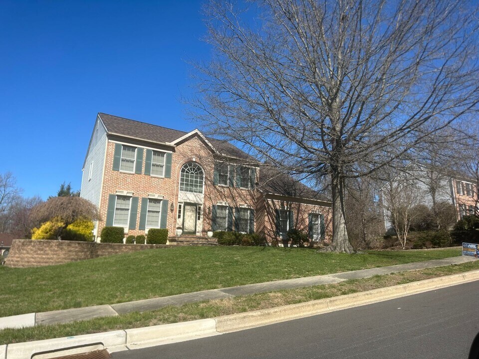 1 Bowman Way in Newark, DE - Building Photo