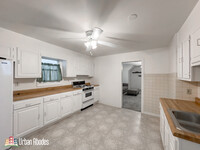 3239 N Leavitt St, Unit M02B in Chicago, IL - Building Photo - Building Photo