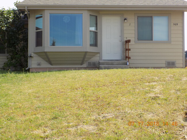 509 22nd Ave W-Unit -2 in Polson, MT - Building Photo - Building Photo