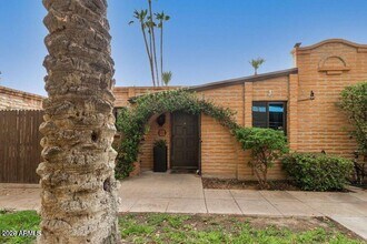 3022 N 32nd St in Phoenix, AZ - Building Photo - Building Photo