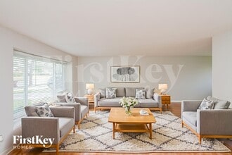 171 Craig Dr W in Chicago Heights, IL - Building Photo - Building Photo