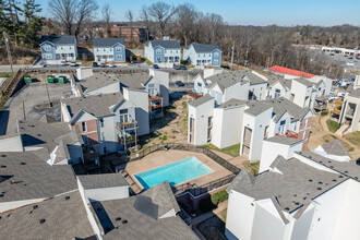 Village at Grassmere in Nashville, TN - Building Photo - Building Photo