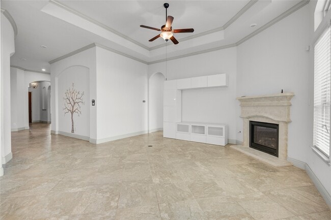 property at 1644 Longwood Glen Ln