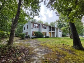 25 Liberty Ct in Galloway, NJ - Building Photo - Building Photo