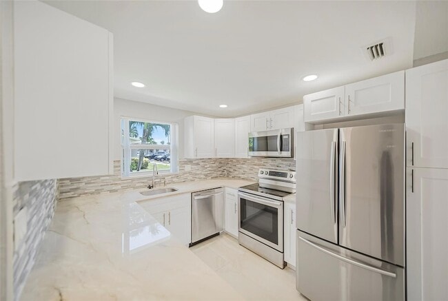 2725 Emory Dr W in West Palm Beach, FL - Building Photo - Building Photo
