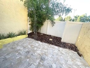 5852 Windhover Dr in Orlando, FL - Building Photo - Building Photo