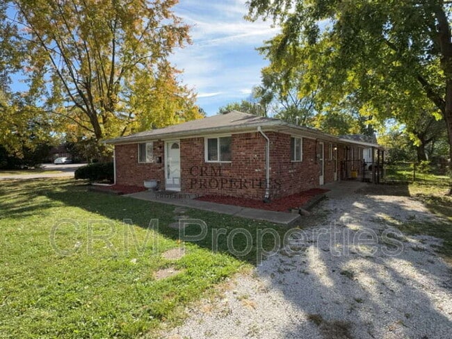 11897 E Welland St in Indianapolis, IN - Building Photo - Building Photo