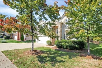 10323 Dominion Village Dr in Charlotte, NC - Building Photo - Building Photo