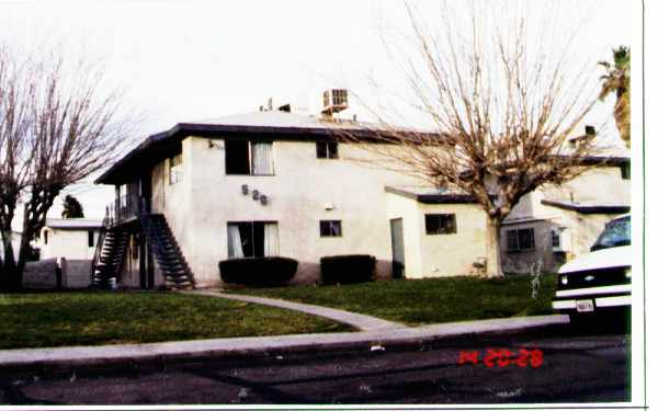 528 Albert Ave in Las Vegas, NV - Building Photo - Building Photo