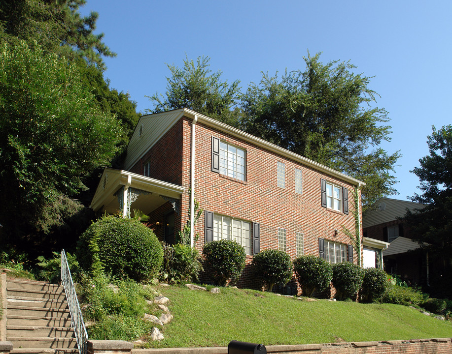 Broadway Park Apartments in Homewood, AL - Building Photo