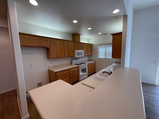 143 Headwaters Rd