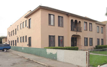 844 W Martin Luther King Jr Blvd in Los Angeles, CA - Building Photo - Building Photo